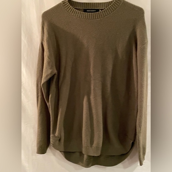 Men’s Medium Merokeety army green crewneck sweater EUC - Picture 1 of 3
